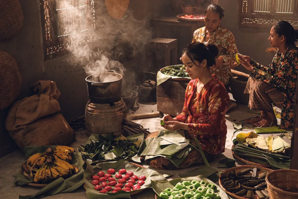 Bốn bước, ly nào cũng vậy